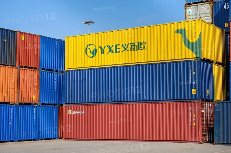 Duisburg, North Rhine-Westphalia, Germany, Port of Duisburg, container port, duisport logport, two of the world's largest container shipping companies, CMA CGM and NYK (Nippon Yusen Kabushiki Kaisha), together with duisport, operate the Duisburg Trimodal Terminal, D3T, in the logport logistics centre in Duisburg-Rheinhausen in the Port of Duisburg on the Rhine, Europe
