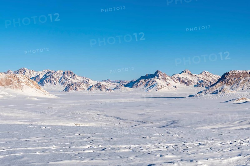 Winter landscape of the Pamir Plateau, Jarty Gumbez, Gorno-Badakhshan Province, Tajikistan, Central Asia, Asia