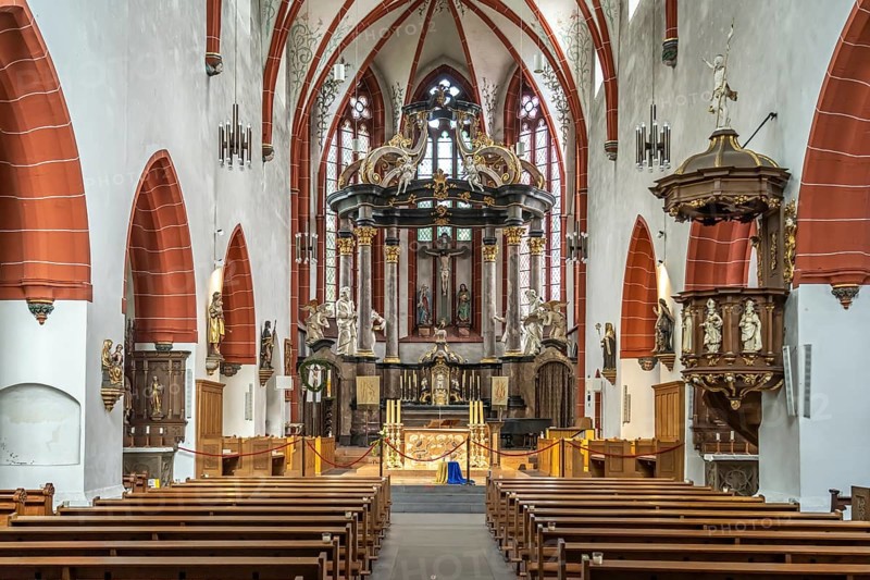 Interior of St Martin's Basilica in Bingen am Rhein, Rhineland-Palatinate, World Heritage Upper Middle Rhine Valley, Germany, Europe