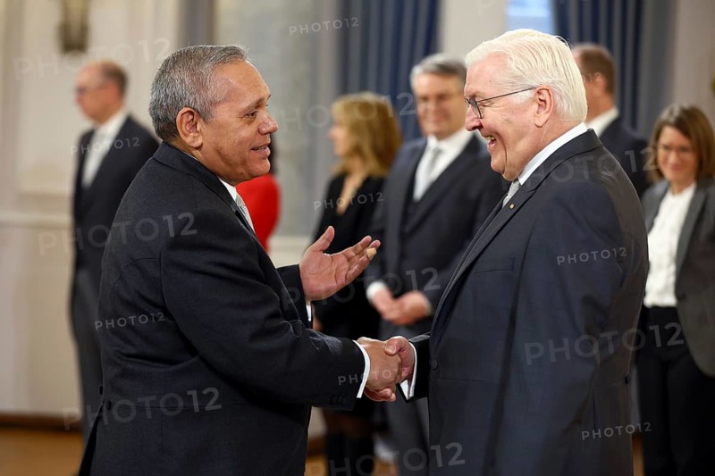 Vladimir Adolfo Franco Sousa Panama is received by Frank-Walter Steinmeier (President of the Federal Republic of Germany) in front of the Federal President's New Year's Reception at Bellevue Palace, Berlin 14 January 2025