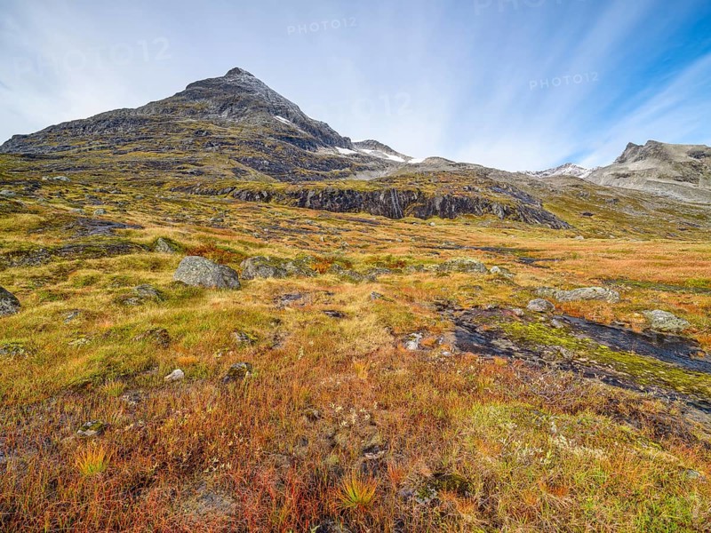In Valldalen valley, Reinheimen National Park, mountains, autumn, Møre og Romsdal, Norway, Europe