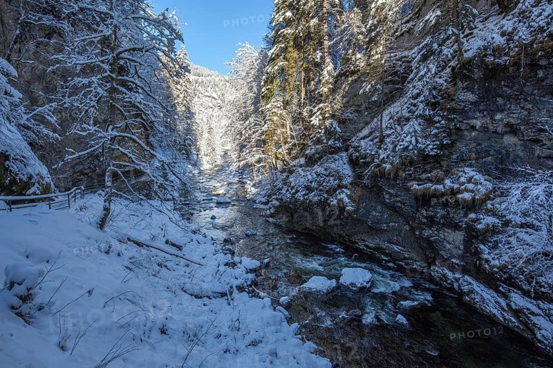 Winter, snowy landscape, river Breitach and hiking trail through the Breitachklamm gorge near Oberstdorf, Oberallgäu, Allgäu, Bavaria, Germany, Europe