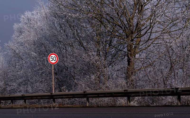 Traffic sign, traffic sign, 50 km per hour, urban, speed limit, icy, hoarfrost, rime, winter, wintry, Stuttgart, Baden-Württemberg, Germany, Europe