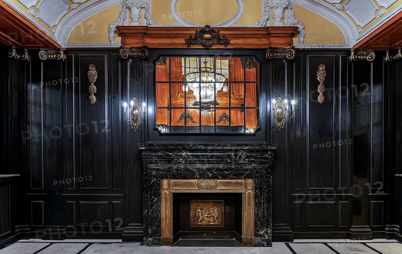 Historic interior design, staircase and corridor in the Hindenburghaus, Großer Burstah 31, Hamburg, Germany, Europe