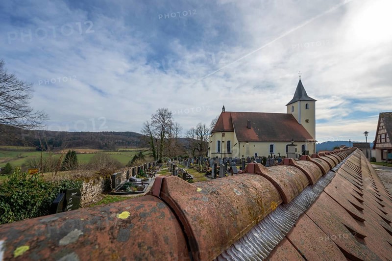 Church wall with the baroque church Mariae Heimsuchung, Bühl, Middle Franconia, Bavaria, Germany, Europe
