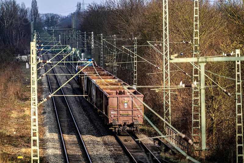 Emschertalbahn, railway line for freight transport, freight train, near Essen, North Rhine-Westphalia, Germany, Europe