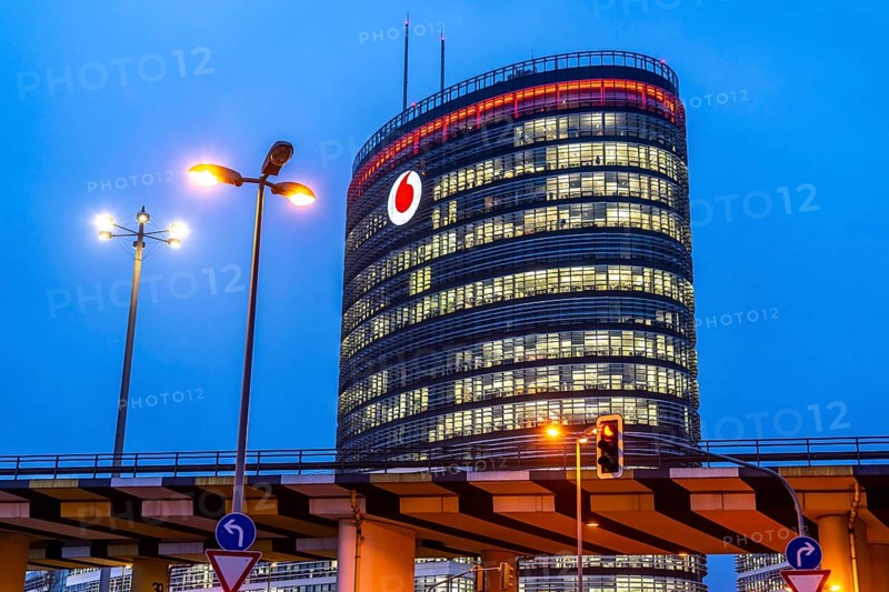 The company headquarters of Vodafone, in Düsseldorf-Heerdt, Vodafone-Campus, office tower, North Rhine-Westphalia, Germany, Europe