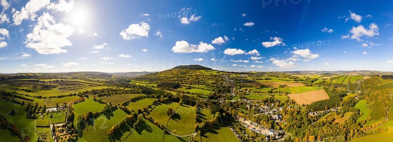 Eastern view of the Pöhlberg with the village of Geyersdorf from the air, Erzgebirge, Saxony, Germany, Europe