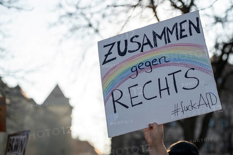 Pictures taken during the demonstration Haltung zeigen! against Nazi deportation plans of the AfD on the Schlossplatz in Stuttgart, 20/01/2024. A sign with the inscription Zusammen gegen Rechts