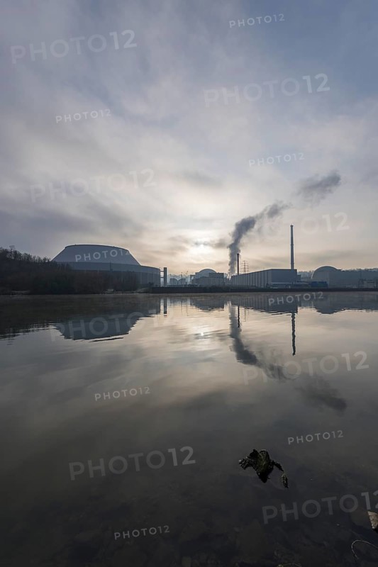 Energy turnaround, shutdown Neckarwestheim nuclear power plant on the Neckar, sunrise, foggy, Neckarwestheim, Baden-Württemberg, Germany, Europe