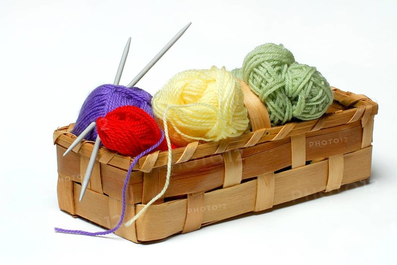 Knitting needles and wool, handicraft, handmade, wool ball, wool ball