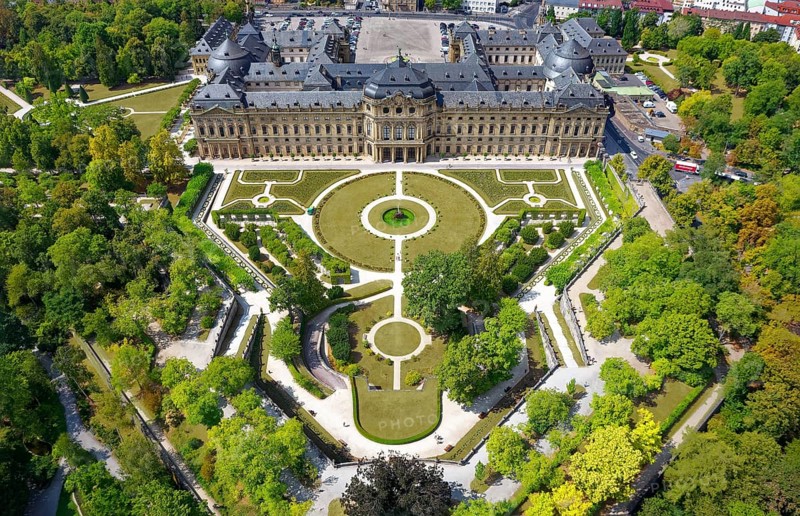 Aerial view Würzburg Residence with Court Garden, Baroque, Baroque Garden, 18th century back Würzburg Altstdt, Würzburg Upper Franconia, Franconia, Bavaria, Germany, Europe