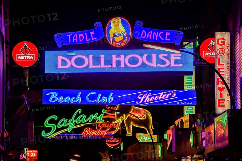 Illuminated sign at the Große Freiheit, Reeperbahn, St. Pauli, Hamburg, Germany, Europe
