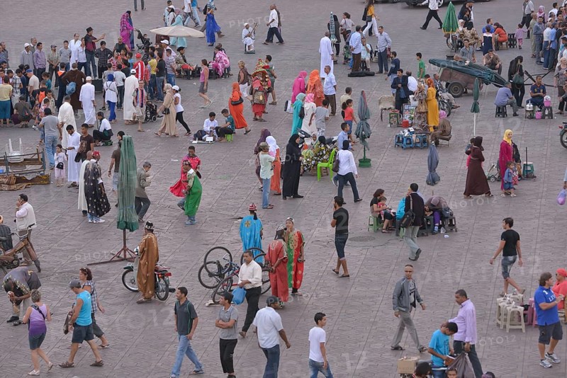 Stalls in the Djemaa el Fna market square, Marrakesh, Marrakesh-Tensift-El Haouz region, Morocco, Africa