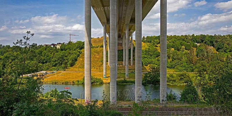 Railway tracks and motorway bridge of the A3 over the river Lahn, Limburg an der Lahn, Hesse, Germany, Europe