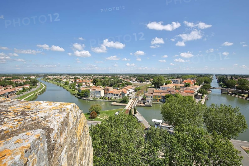 View of Canal du Rhone a Sete, canal with swing bridge, Aigues-Mortes, Gard, Camargue, Provence, France, Europe