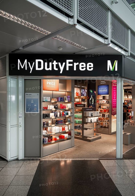 DutyFree area, Munich Airport, Bavaria, Germany, Europe