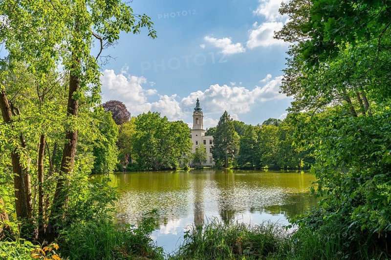 Schloss Dammsmühle am Mühlenteich, Schönwalde, Wandlitz, Barnim, Brandenburg, Germany, Europe
