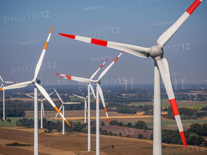 Wind farm near Anklam, drone photo of wind turbines, Sarnow, Mecklenburg-Western Pomerania, Germany, Europe