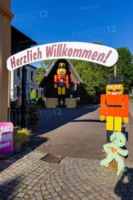 The Nutcracker Museum is a museum in Neuhausen/Erzgebirge. The collection includes over 5000 nutcrackers from 30 countries and the world's largest functional nutcracker, Knight Borso von Riesenburg, which is 10.10 metres high and weighs more than three tonnes. In front of the museum is the world's largest music box, Nutcracker Museum, Neuhausen/Erzgebirge, Saxony, Germany, Europe