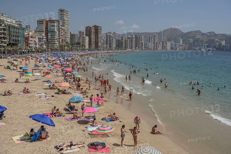 Tourists at Playa de Levante, Benidorm, Alicante, Costa Blanca, Spain, Europe
