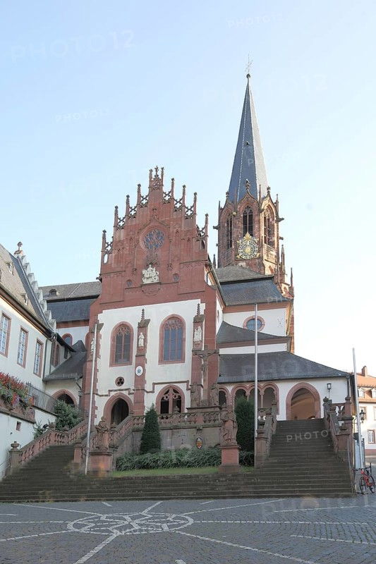Romanesque Collegiate Basilica of St. Peter and Alexander, Aschaffenburg, Lower Franconia, Franconia, Spessart, Bavaria, Germany, Europe