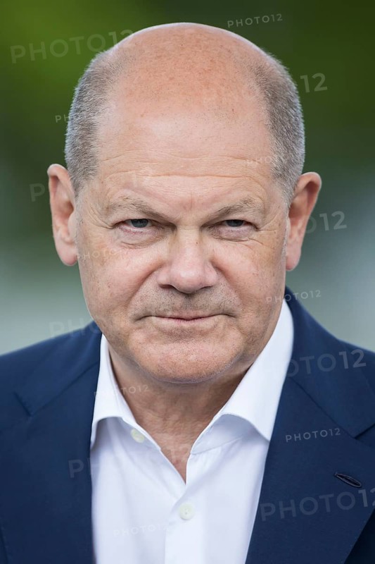 Olaf Scholz (Federal Chancellor, SPD) at the Germany Dialogue on the topic Together for Democracy in the dialogue forum at Celebrating Democracy. / The Basic Law turns 75, together it will be a celebration, Berlin, 24.05.2024