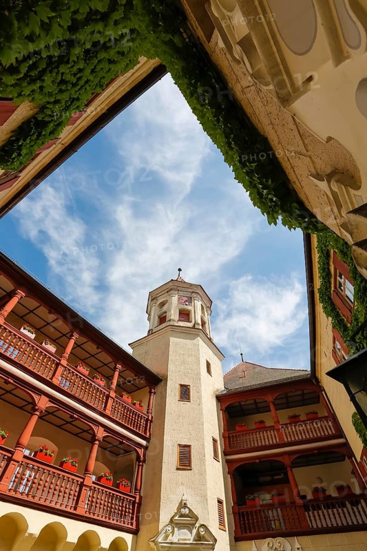 Brenz Castle, Renaissance castle from the 17th century, tower, clock, inner courtyard, wooden courtyard arcades, landmark of the municipality of Sontheim an der Brenz, the oldest local history museum in Baden-Württemberg, local history, rural life, geological, palaeontological, local history collection, architecture, historic building, district of Brenz an der Brenz, Sontheim an der Brenz, district of Heidenheim, Baden-Württemberg, Germany, Europe