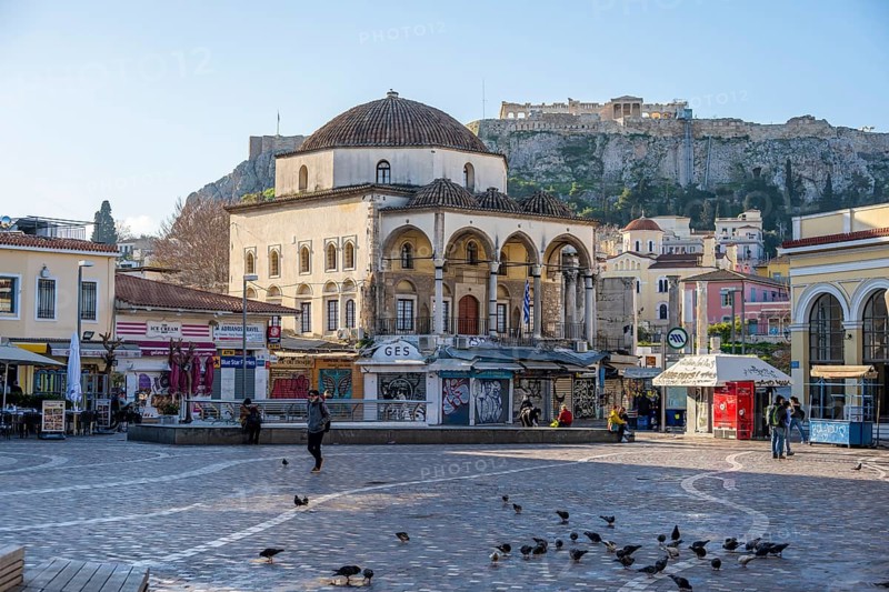 Tzisdarakis Mosque and Acropolis, Monastiraki Square, Athens, Attica, Greece, Europe