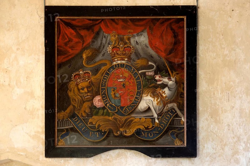 King George the Third 1760-1820, Royal Coat of Arms dated 1800, Wantisden hurch, Suffolk, England, UK