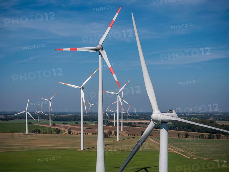 Wind farm near Anklam, drone photo of wind turbines, Sarnow, Mecklenburg-Western Pomerania, Germany, Europe