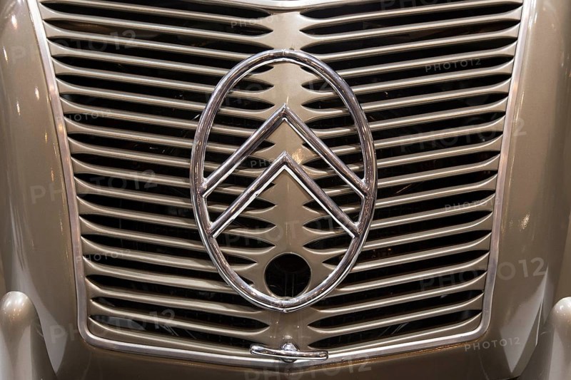 A Citroën 2 CV A, built in 1950, is on display at Techno Classica, the trade fair for vintage, classic and prestige cars, motorsport, motorbikes, spare parts and restoration, Essen, 27/03/2014, Essen, North Rhine-Westphalia, Germany, Europe