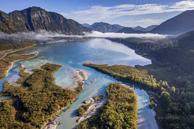 Aerial view of a mountain lake in autumn, morning light, backlight, Sylvensteinsee, Karwendel Mountains, Bavaria, Germany, Europe