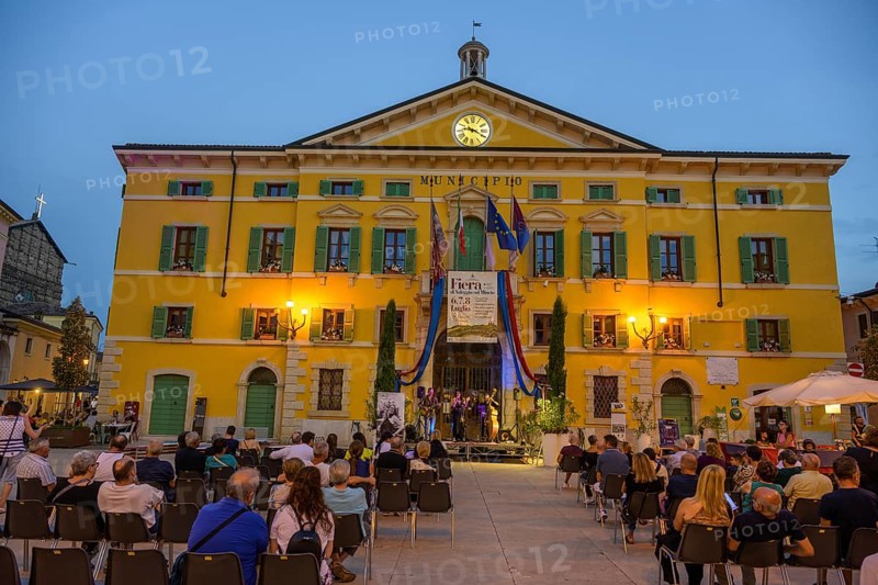 Concert in front of the town hall, Valeggio sul Mincio, province of Verona, Italy, Europe