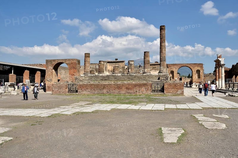 Forum, ancient city of Pompeii, Campania, Italy, Europe