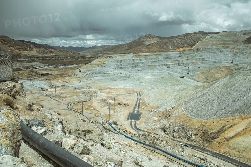 Open-cast mine for zinc extraction, Ticlio Pass, Abra de Anticona, Peru, South America