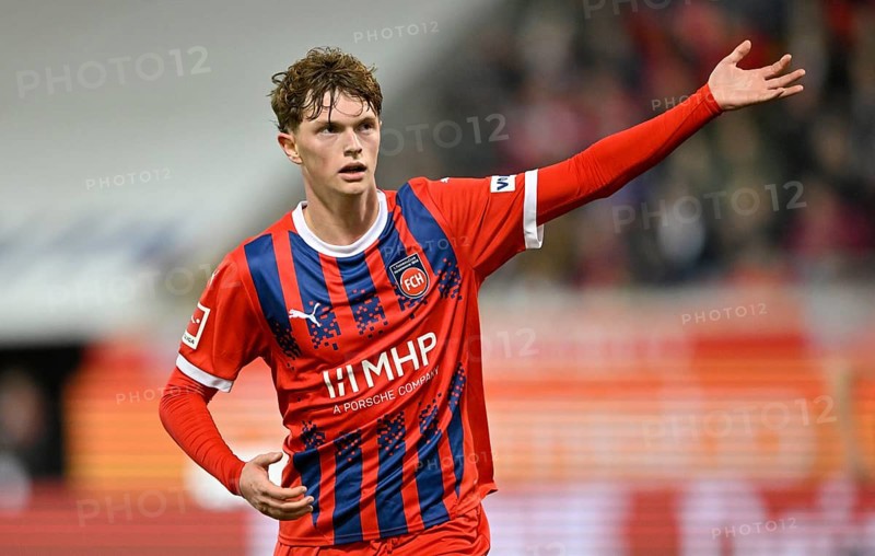 Paul Wanner 1. FC Heidenheim 1846 FCH (10) Gesture Gesture Voith-Arena, Heidenheim, Baden-Württemberg, Germany, Europe
