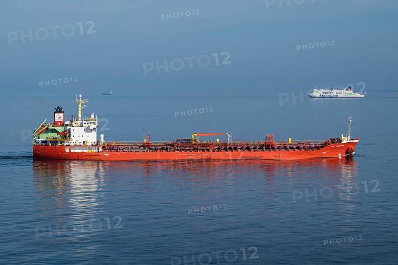 Chemical and oil tanker, 147m length, 24m height, flag Panama, Baltic Sea