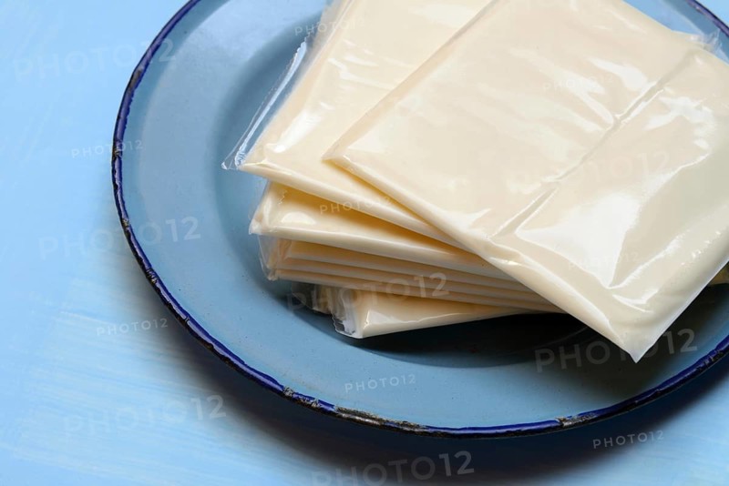 Processed cheese, processed cheese slices packed in plastic