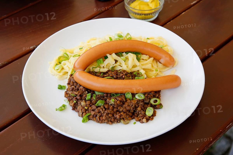 Swabian cuisine, traditional cuisine, home cooking, typical Swabian, hearty, lentils with spaetzle and string sausages, Königliche Post restaurant, restaurant, food photography, old camp, former military area, biosphere area, Münsingen, Swabian Alb, Baden-Württemberg, Germany, Europe