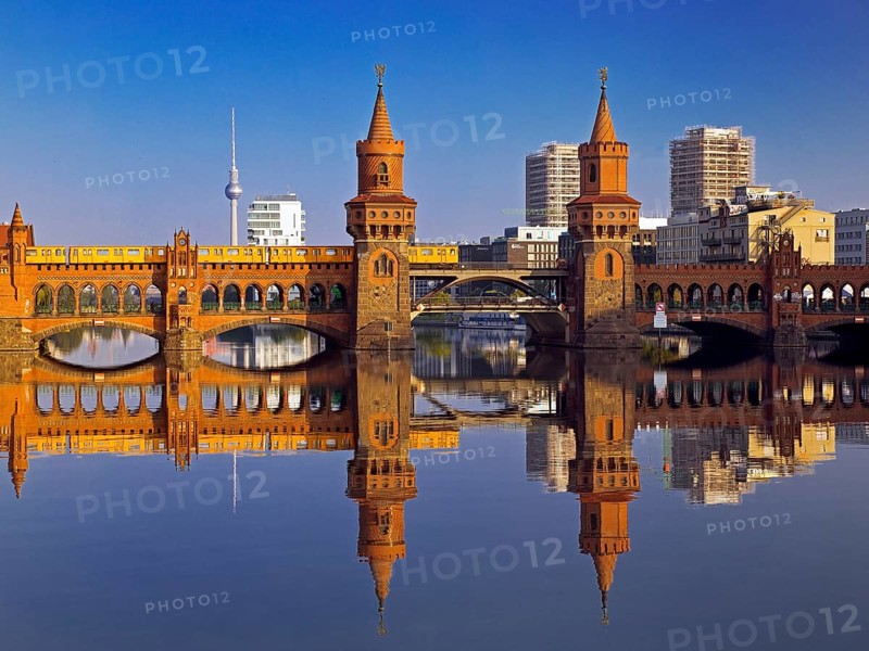 Oberbaum Bridge over the Spree with yellow underground and television tower, Friedrichshain-Kreuzberg district, Berlin, Germany, Europe