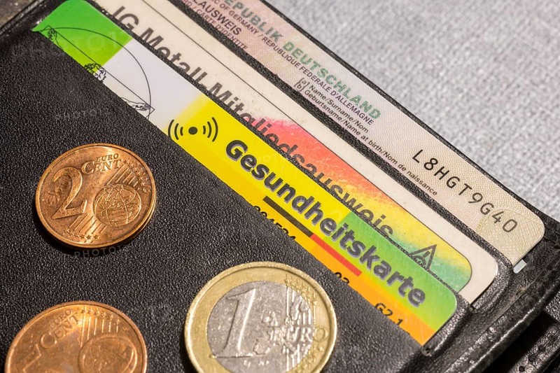 Health card, AOK insurance card, wallet, cards, money, coins, euro, cent, Germany, Europe