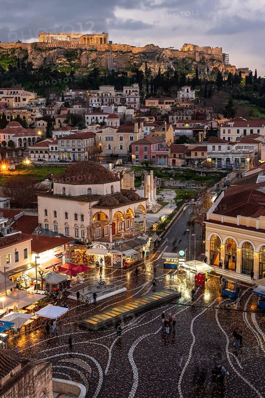 View over the old town of Athens, with Tzisdarakis Mosque and Acropolis, illuminated Monastiraki Square, Athens, Attica, Greece, Europe