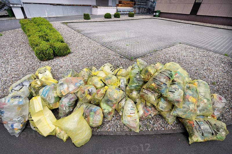 Yellow bags for kerbside collection, Franconia, Bavaria, Germany, Europe