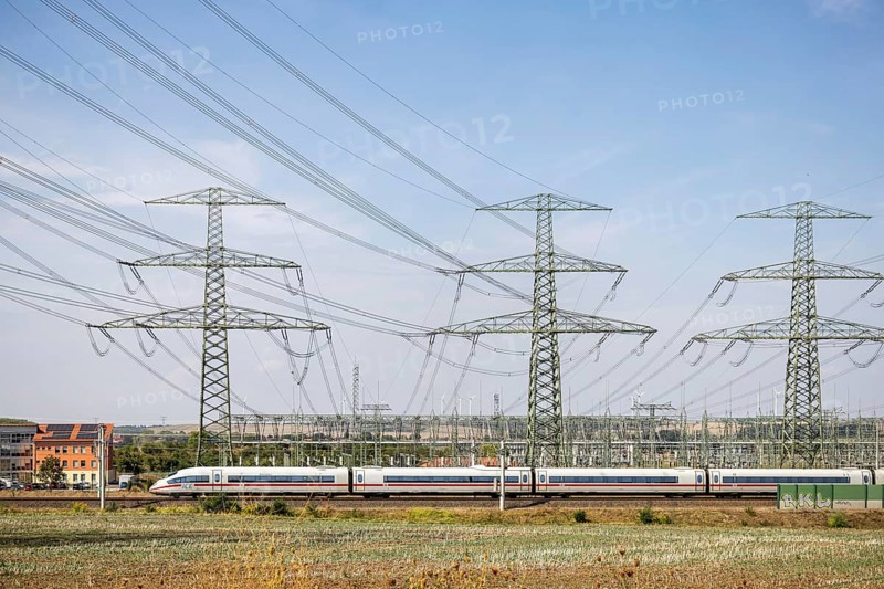 ICE of Deutsche Bahn AG, Erfurt-West substation. Erfurt, Thuringia, Germany, Europe