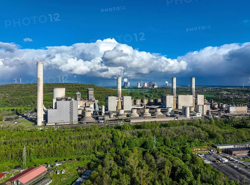 Grevenbroich, North Rhine-Westphalia, Germany, RWE Power AG Frimmersdorf power plant, decommissioned lignite-fired power plant at RWE's Garzweiler opencast lignite mine, Neurath power plant in the background, Europe