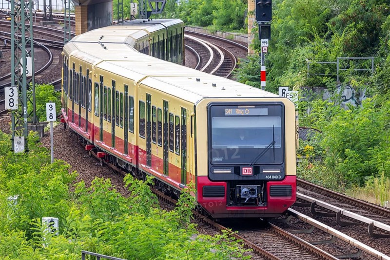 S-Bahn travelling on open track near Gesundbrunnen station, Berlin, Germany, Europe