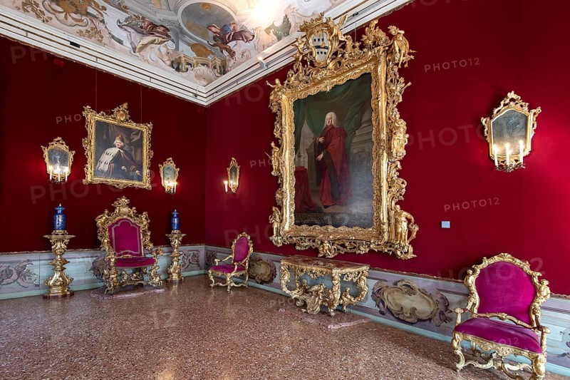Throne Room, Ca' Rezzonico, Palace, Museo del Settecento Veneziano Museum of 18th century Venice, Venice, Veneto, Italy, Europe