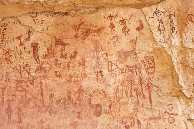 Prehistoric rock drawings, Tadrart Valley, Akakus Mountains, Sahara, Libya, Africa