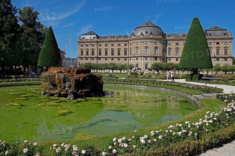 Palace Park, Fountain, Residence, Würzburg, Bavaria, Germany, Europe